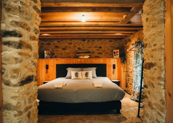 La Cachette By Douce France Location Tatil Evi Journiac